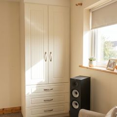 fitted wardrobe