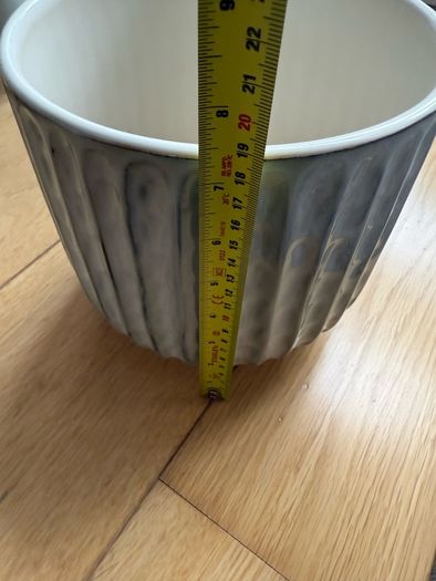 Indoor plant pot M&S medium size