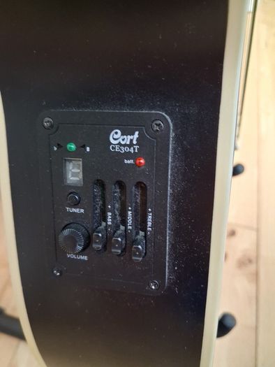 Acoustic Guitar Cort