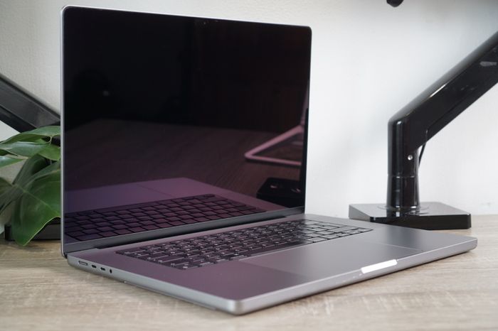 MacBook Pro 16" 2021 M1 Pro | 16GB | 512GB