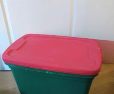 Storage Boxes (2x)