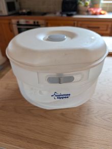 Tommee Tippee Essentials 2 in 1 Microwave Steriliser