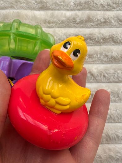 Sesame Street Ernie 2001 Splashin Trike Water Tub Tricycle Duck Part of the rope doesn't pull back completely Used Please see photos
