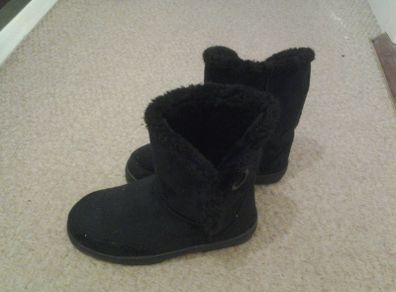 Size 6 Snug boots