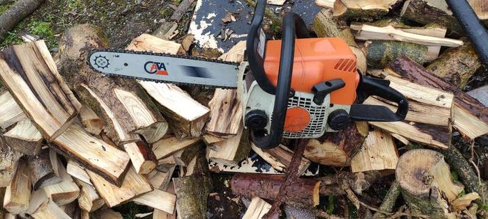 Stihl MS170 / 017 chainsaw
