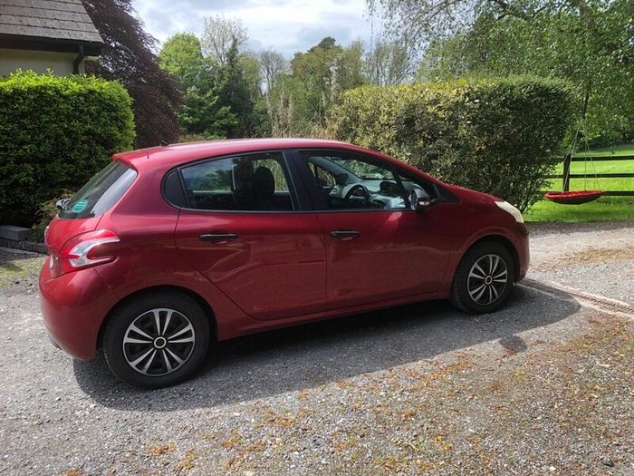 Peugeot 208. NCT 05/27