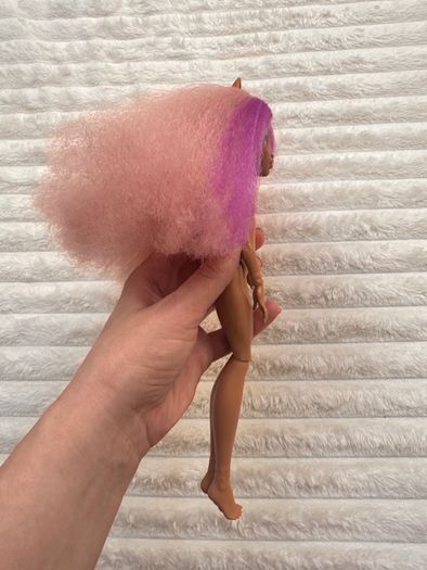 Mattel G3 Monster High Skulltimate Secrets Wave 1 Clawdeen Wolf Doll ONE hand Is Missing Used Please see photos
