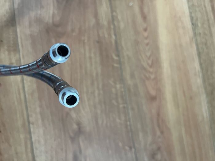 Kitchen sink pipes