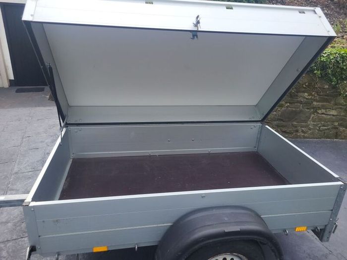 Anssems GT750 Trailer with Lockable Hard Lid & Thule Bike Rack System