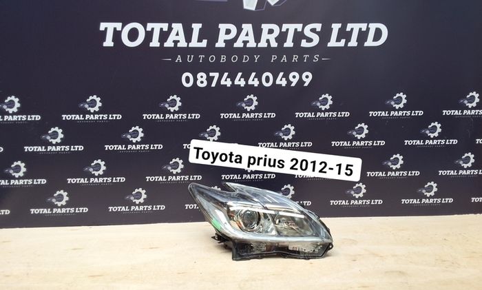 Toyota prius 2012-15 headlight
