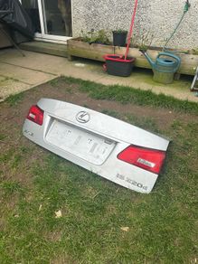Lexus is220d boot lid