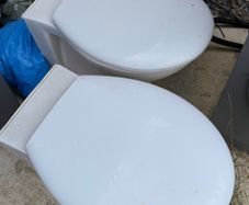 toilet (5 )