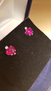 14 ct gold earrings 2.38 carat African Rubies