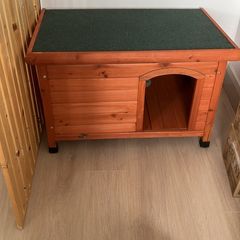 Deluxe Dog home