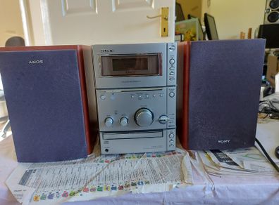 Sony Micro Hi-Fi Component System, Model CMT-CPX1, Radio, CD, Tape and Mini Disc, everything working fine except for the Tape Deck