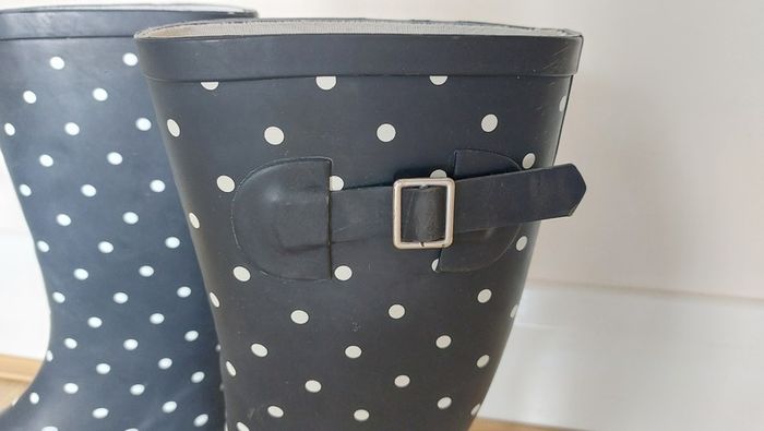 Like new kids wellies - size UK 3, EUR 35