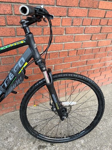 carrera mountain bike