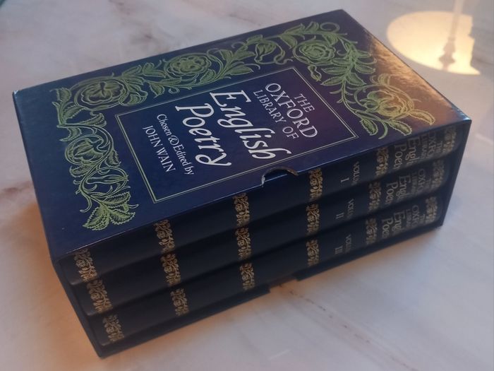 Oxford Library of English poetry 3x hardbacks, as new, D18 post 8e