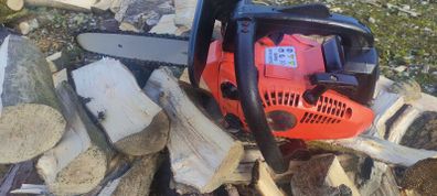 Top-handle chainsaw
