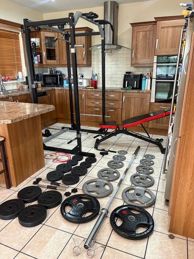 Finest Gym Weightlifting Set Up On Adverts, Fully Integrated Upper And Lower Cable System, Power Squat Rack, Olympic Weights And Bar, Dumbbells, Bench, Chin Up And More!!!