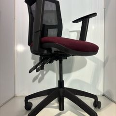 Premium office chairs only 50 euro each
