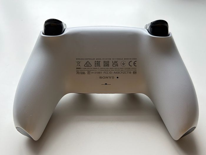 PS5 DualSense controller