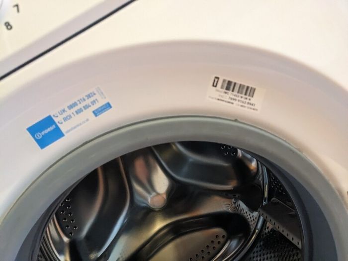 INDESIT 7kg washing machine