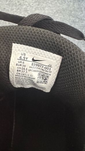 Nike Black size 6