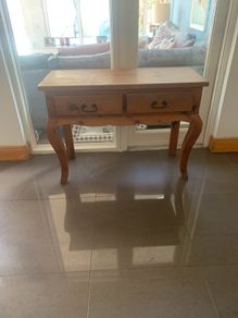 Hall table