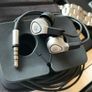 B&O H3 earphone with remote control Image 2