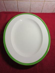 Vintage  Oval  Plate  /  Platter  X 2