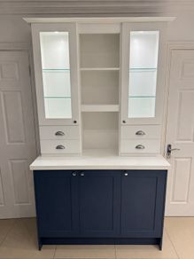 kitchen cabinet unit