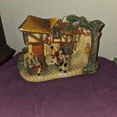Vintage Naturecraft Congleton England "Crown Tavern" Ref No 630