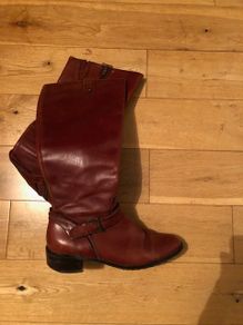Ladies Knee High Boots Size 6