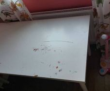White Ikea desk