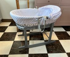 Moses Basket & sheets