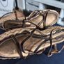 yls sandle Image 4
