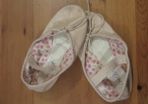 Ballet poms   size 12.5