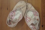 Ballet poms   size 12.5