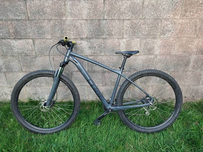 !!!immaculate Condition!!! Cube Aim Pro Mountain Bike