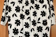 Ladies Ivory&amp;Black Top by Hobbs