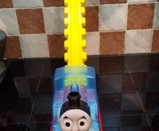 Thomas & Friends Pop & Go Thomas ball popping push toy.