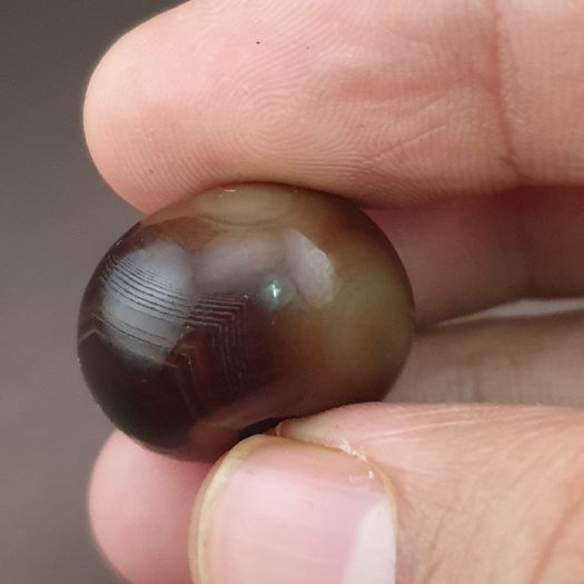 Vintage Natural Pattern Sulemani Tire Shape Agate Bead Amulet