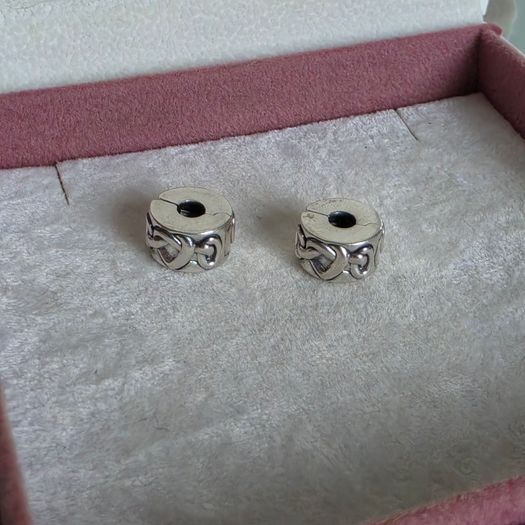 Pandora hearts charm clips perfect condition fully hallmarked