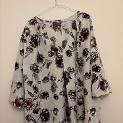 Anthology Blouse Brand New (Size 24)