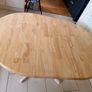 Oval Round extending dining table Image 3