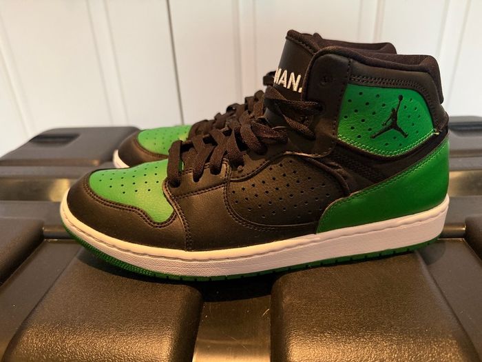 Nike Air Jordan Jumpman basketball shoes