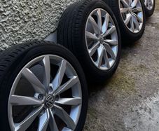 17" Genuine VW GTD Alloys