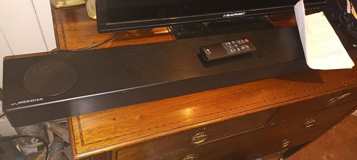 LG Soundbar with Meridian and Wireless Subwoofer
