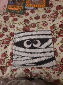 mummy cushion cover